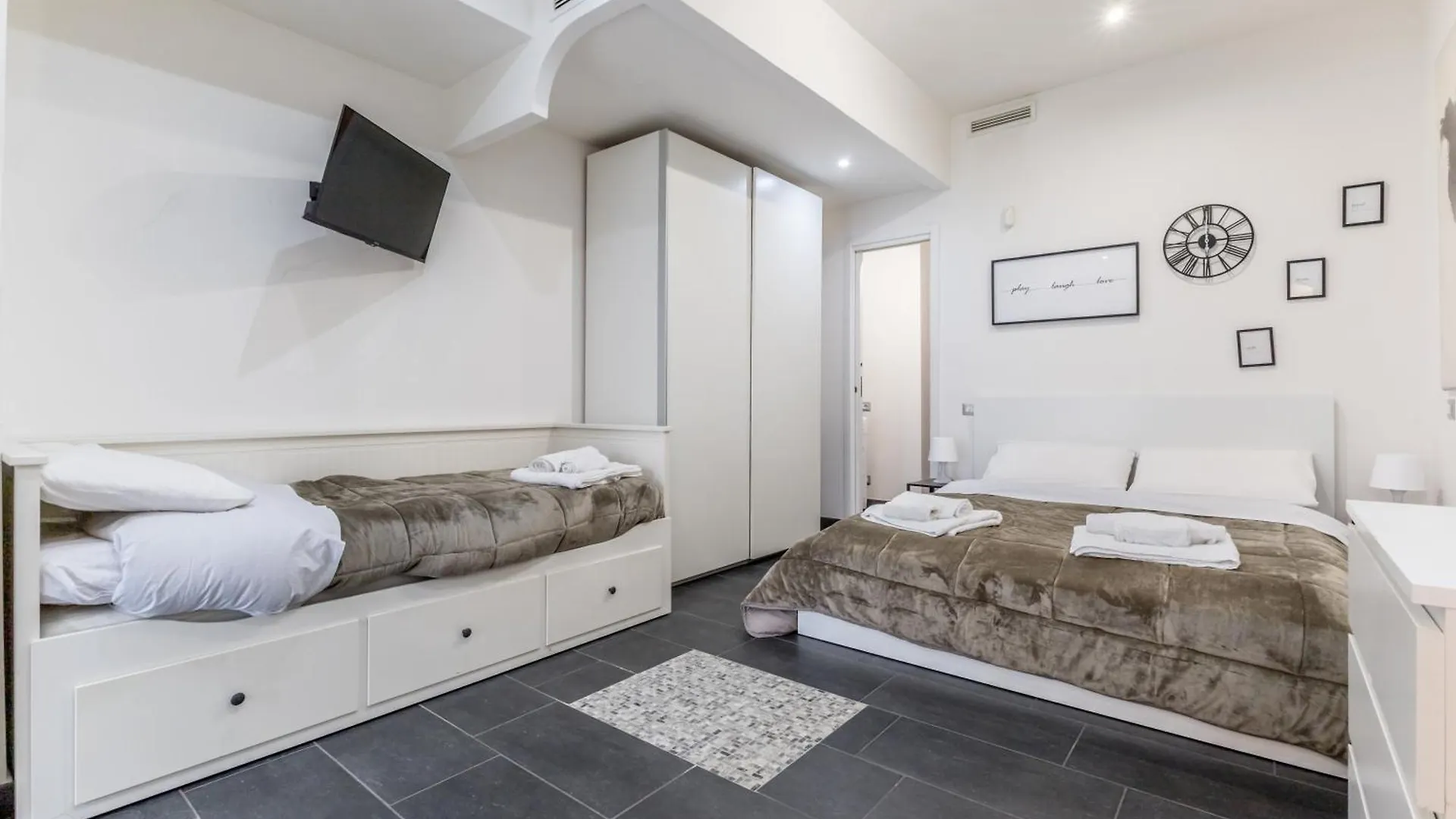 Apartment Battistini Sweet Apartament Rome Italy